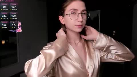 Elizabeth online show from 11.18.25