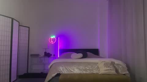 Portia Banks online show from 04.14.26