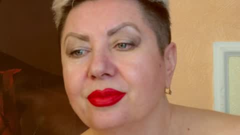 LADY POSH online show from 12.11.24