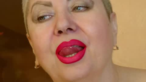 LADY POSH online show from 02.12.25