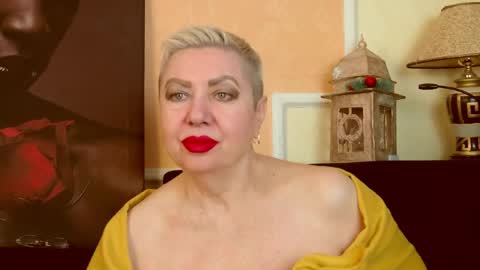 Snapshot of posh_lady chatting on 04.30.26 LADY POSH online show from 04.30.26