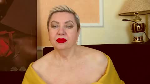 Snapshot of posh_lady chatting on 05.26.26 LADY POSH online show from 05.26.26