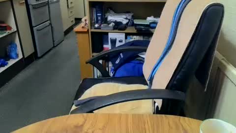 Snapshot of poshman65 chatting on 10.26.25 poshman65 online show from 10.26.25