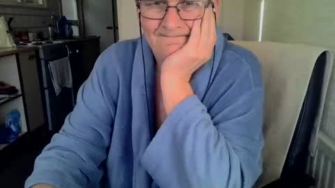 Snapshot of poshman65 chatting on 11.12.25 poshman65 online show from 11.12.25