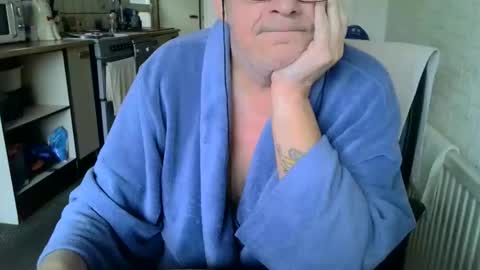 poshman65 online show from 12.18.25