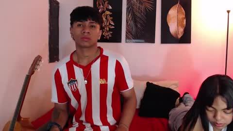 Snapshot of power_hot18 chatting on 12.18.24 ALEX Y ALEXA online show from 12.18.24