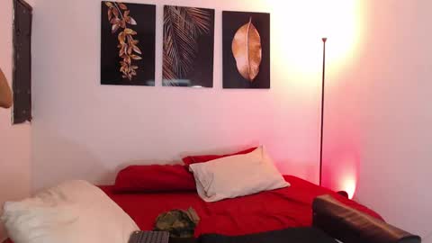 Snapshot of power_hot18 chatting on 01.15.25 ALEX Y ALEXA online show from 01.15.25