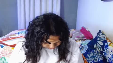 Snapshot of power_hot18 chatting on 10.17.25 ALEX Y ALEXA online show from 10.17.25