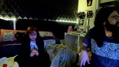 Snapshot of powercouplemix chatting on 07.10.26 Ravena Rozz online show from 07.10.26