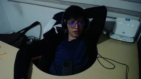 powerfulzeus2 online show from 11.07.25