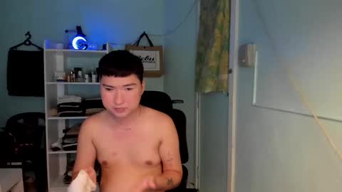 Snapshot of powerpuffcock chatting on 02.04.25 powerpuffcock online show from 02.04.25