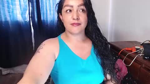 Snapshot of ppepittaaredd chatting on 06.25.26 maryana online show from 06.25.26