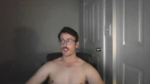 Snapshot of pphoto_95 chatting on 10.24.25 Redd online show from 10.24.25