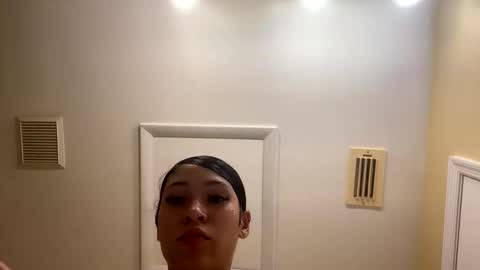 pr3ttynperla online show from 09.27.25