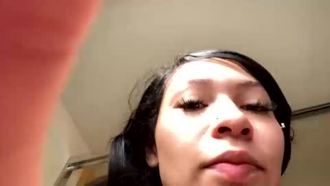 pr3ttynperla online show from 09.29.25