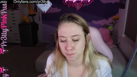 Snapshot of pr3ttyp1nkpussy chatting on 01.11.25 Evangeline Eva Darling online show from 01.11.25