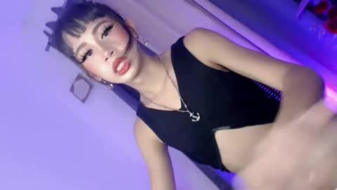 Snapshot of precious_gem1 chatting on 09.10.25 GODDESS PRECIOUS online show from 09.10.25