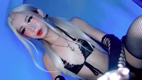 Snapshot of precious_gem1 chatting on 10.22.25 GODDESS PRECIOUS online show from 10.22.25