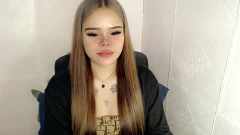 MAXXINE online show from 02.21.25