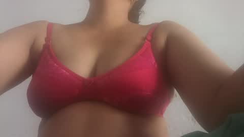Snapshot of preet_punjaban02 chatting on 07.13.26 preet_punjaban02 online show from 07.13.26