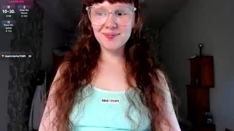 Snapshot of preety_niki chatting on 07.27.26 preety_niki online show from 07.27.26