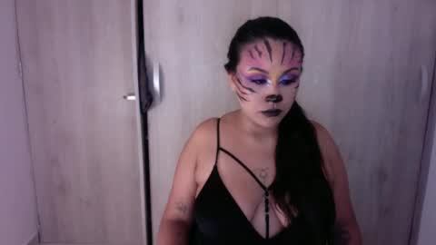 Snapshot of preggo_fantasy chatting on 11.01.25 preggo_fantasy online show from 11.01.25