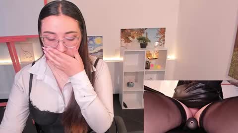 Snapshot of press_anykey chatting on 11.06.25 Camila online show from 11.06.25