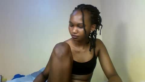 Snapshot of prettie_candy9 chatting on 10.07.25 Prettie candy9 online show from 10.07.25