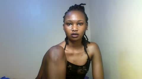 Snapshot of prettie_candy9 chatting on 10.13.25 Prettie candy9 online show from 10.13.25