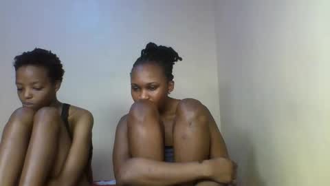 Snapshot of prettie_candy9 chatting on 10.17.25 Prettie candy9 online show from 10.17.25