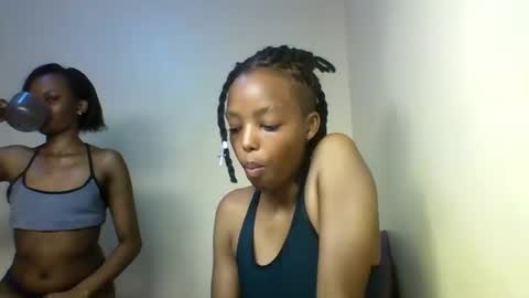 Snapshot of prettie_candy9 chatting on 10.31.25 Prettie candy9 online show from 10.31.25