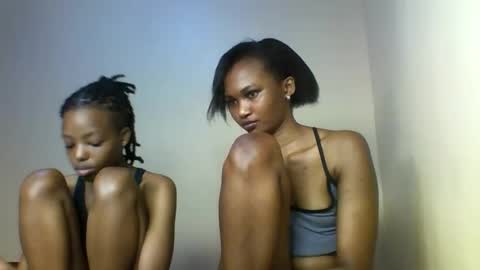 Snapshot of prettie_candy9 chatting on 10.31.25 Prettie candy9 online show from 10.31.25