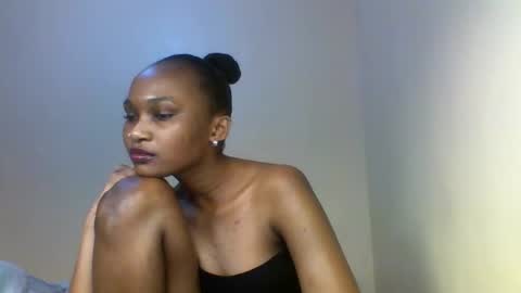 Snapshot of prettie_candy9 chatting on 11.04.25 Prettie candy9 online show from 11.04.25