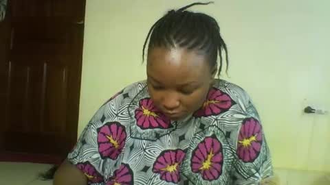 Prettie diva online show from 09.14.25