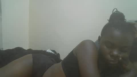 prettiest_doll online show from 12.19.25