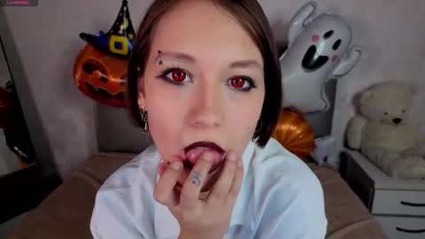 Alisa online show from 10.28.25