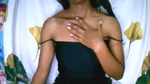 prettiethalia online show from 12.16.25