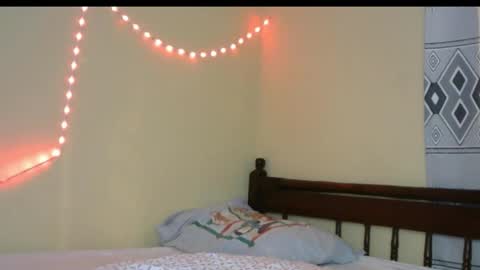 pretty__lisa online show from 11.02.25