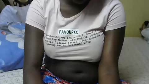 pretty_barbz online show from 10.15.25