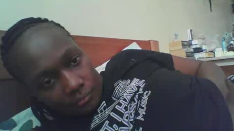 Snapshot of pretty_beib chatting on 10.30.25 Karol online show from 10.30.25