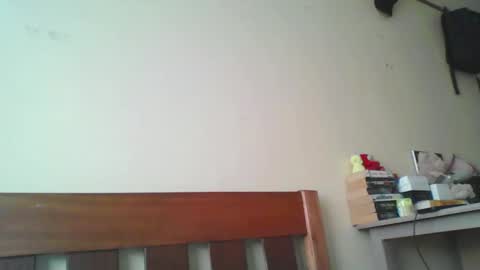 Snapshot of pretty_beib chatting on 11.18.25 Karol online show from 11.18.25