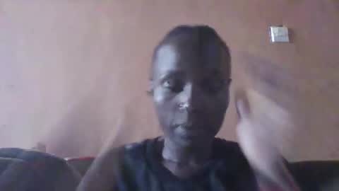 pretty_betty_ online show from 02.08.25