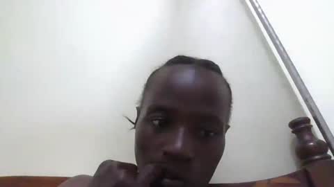 pretty_betty_ online show from 02.08.25