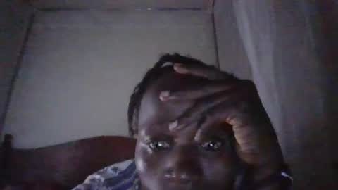 pretty_betty_ online show from 03.12.25