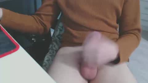 Snapshot of pretty_boyfriend chatting on 02.03.25 Pretty boy online show from 02.03.25