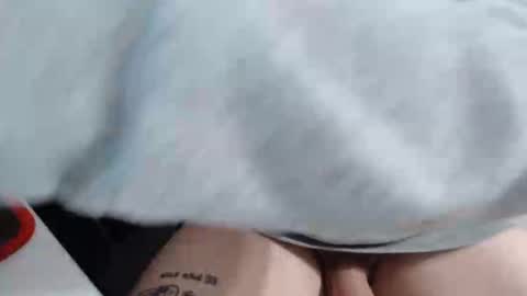 Snapshot of pretty_boyfriend chatting on 02.16.25 Pretty boy online show from 02.16.25