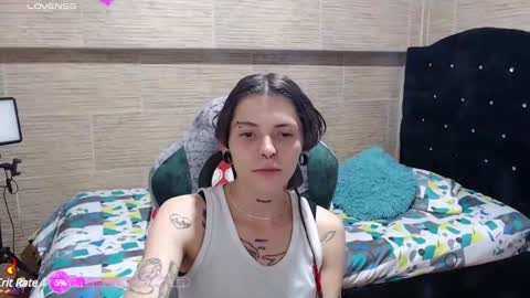 pretty_cristal22 online show from 12.18.24