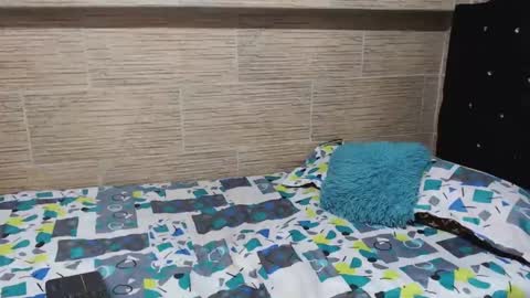 pretty_cristal22 online show from 01.17.25