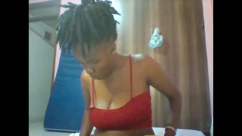 Snapshot of pretty_darya chatting on 01.10.25 pretty_darya online show from 01.10.25