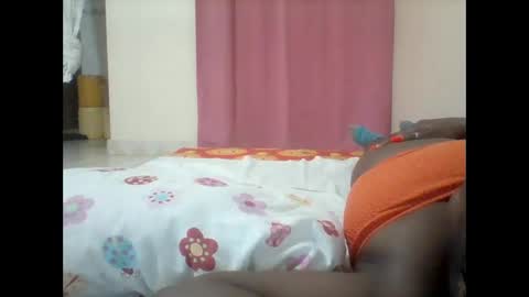 Snapshot of pretty_darya chatting on 02.24.25 pretty_darya online show from 02.24.25